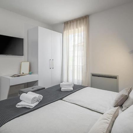 Apartment Nina & Mauro Poreč Buitenkant foto